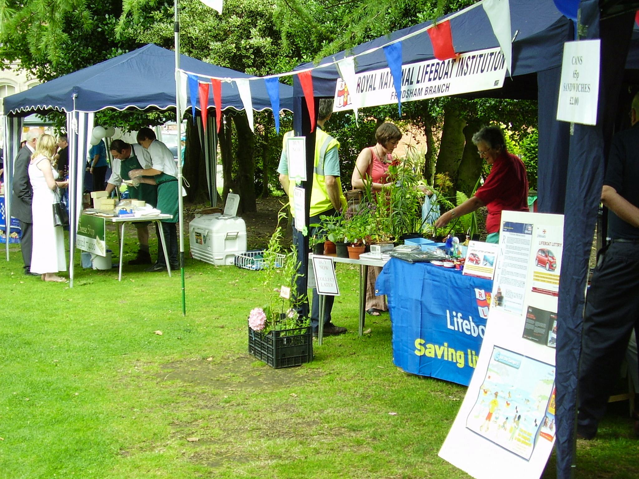 Castle Park 2009 - Club stands